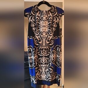 A Pea in the pod Maternity dress